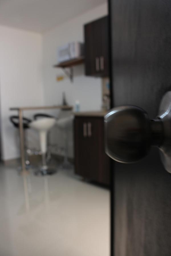 Apartamentos Excelente Ubicacion Medellín Dış mekan fotoğraf