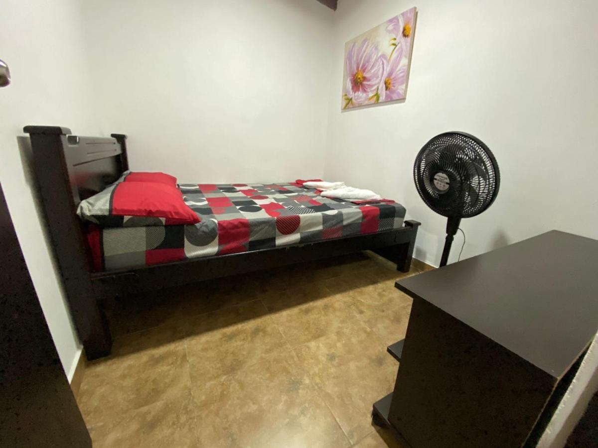 Apartamentos Excelente Ubicacion Medellín Dış mekan fotoğraf